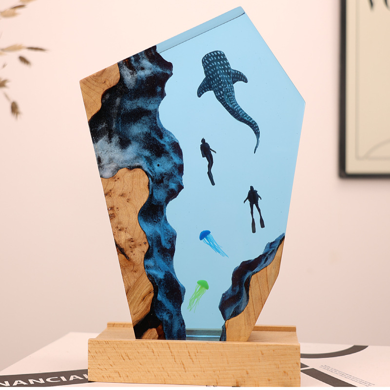 Resin Art Anniversary Gift - Ornamen Resin Gua Paus Penyelam Ubur-ubur